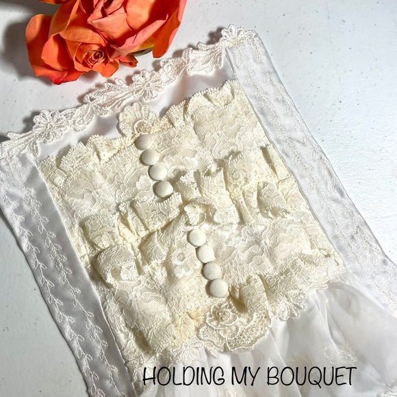 HANDMADE lace Bouquet Wrap Heirloom - Picture 3 of 4